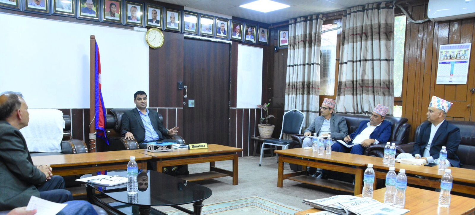 औषधी लिमिटेडका सुपथ मूल्यका औषधी सरकारी स्वास्थ्य संस्थामा बिक्री सहजीकरणका लागि मन्त्री पौडेलको पहल